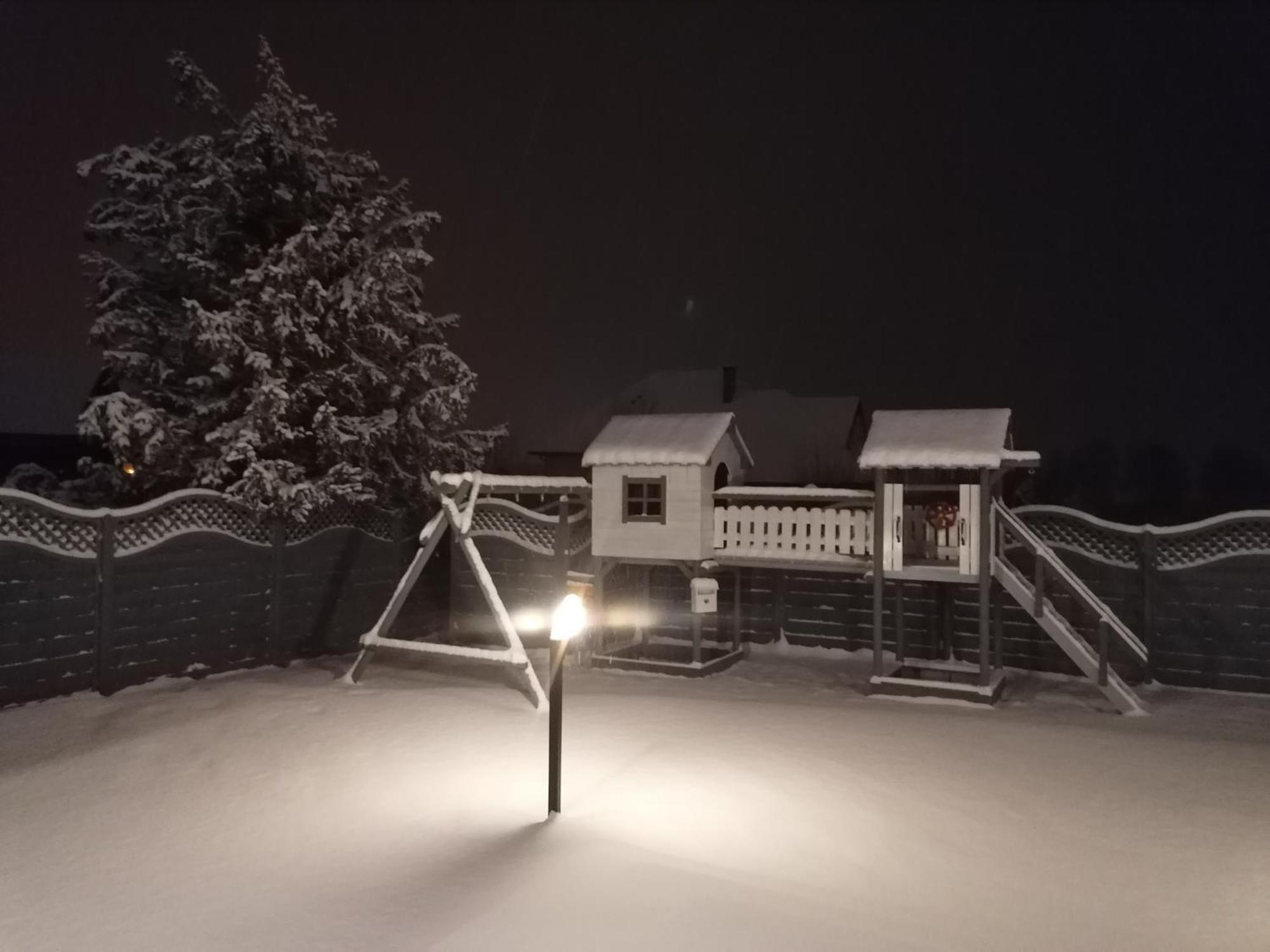 Pokoje Goscinne Azaliowa 34 Mielno ミエルノ エクステリア 写真